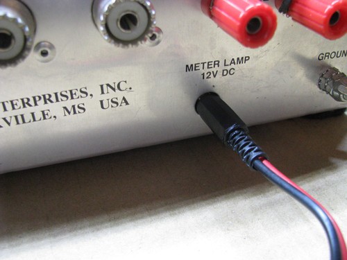 Lamp power connector - dc,