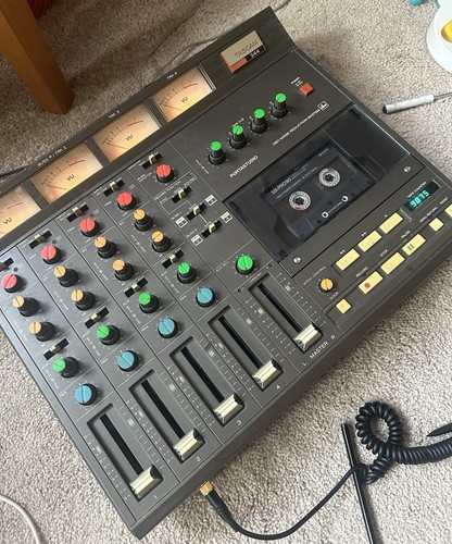Tascam 244 portastudio - tascam,