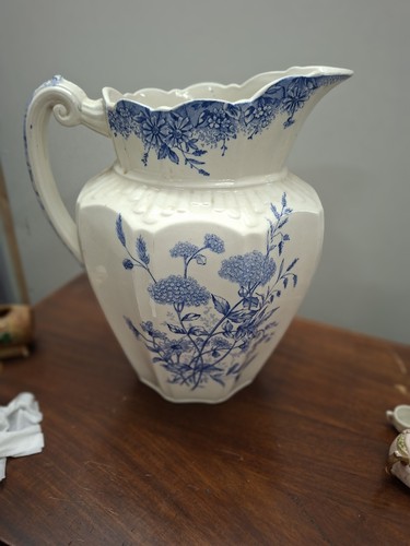 Meadow sweet water jug ceramic - sweet,