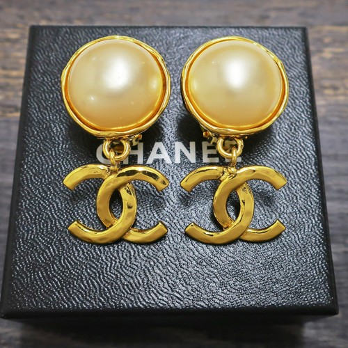 Chanel gold plated - chanel, logos