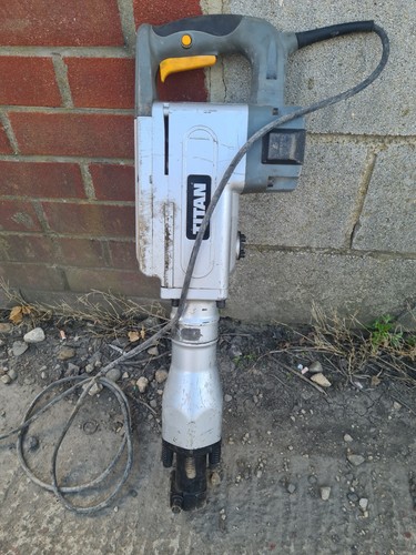 Titan ttb280drh 1700w electric - 1700w,