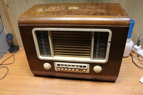 Vintage hmv valve tube - valve, radio