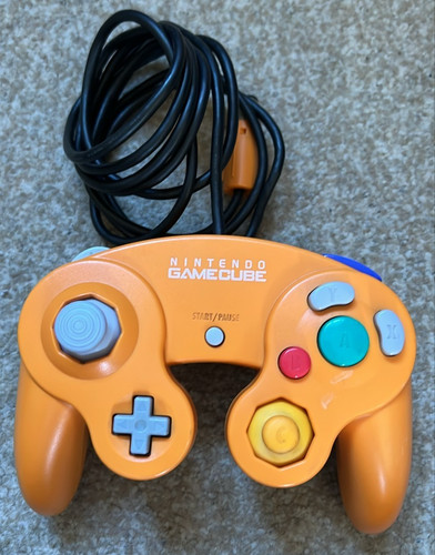 Official nintendo gamecube - nintendo,