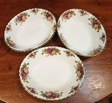 3x Royal Albert "Old Country