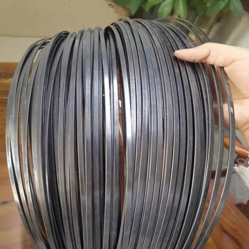 Black square nichrome wire - black,