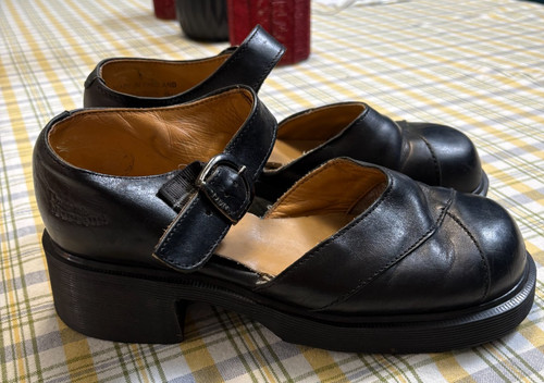 Vintage doc martens s - vintage,
