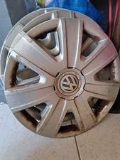 vw polo wheel hub caps silver, good condition 