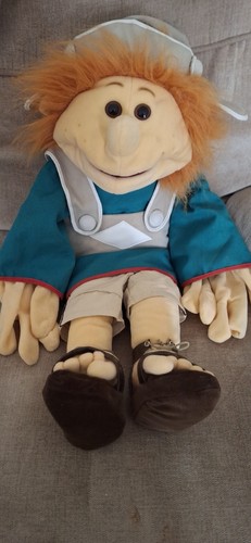 Living puppets full body hand - body,