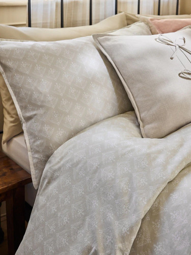 Laura ashley lady fern - ashley,