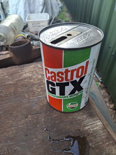 Old vintage castrol - vintage, can