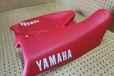 YAMAHA YZ125 (86-88) YZ250 (86-87) YZ490 (86-90) SEAT COVER (RED) (Y*-4)