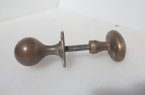 Victorian brass door - door, knobs