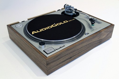Audio gold turntable isolation - gold,