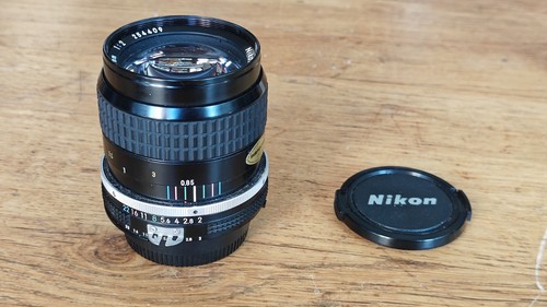 Nikon nikkor 85mm manual - nikon,