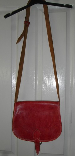 Vintage red leather - red,