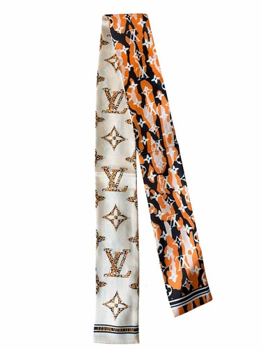 Giant jungle monogram - giant,