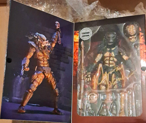 Neca predator city - neca,