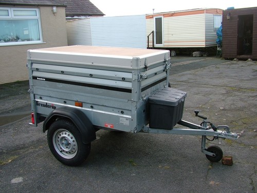 Camping trailer hard opening - hard,