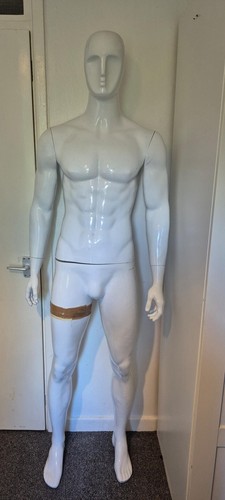 Mannequin gloss white retail - white,