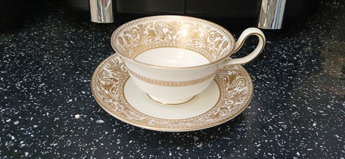 Wedgwood gold florentine cup - florentine,