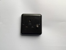 Vintage brown Volex Temco bakelite single switch socket. 1Gang. 13amp. Unused.