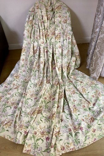 Stunning vintage laura ashley - laura,
