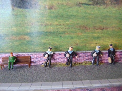 Model railway figures plus - ~, 5