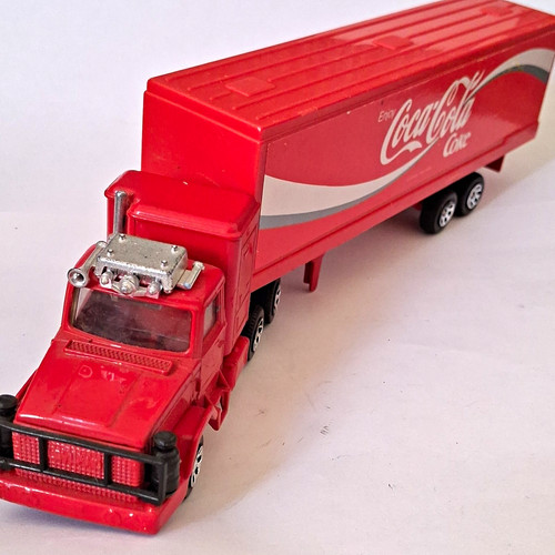 Corgi freightliner tractor - freightliner,