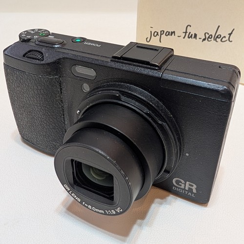 Ricoh digital black - gr,