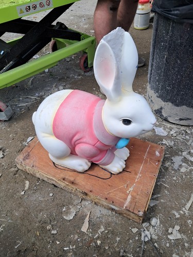 Rabbit mould latex - latex, and