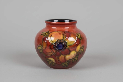 Vtg william moorcroft - william, pottery