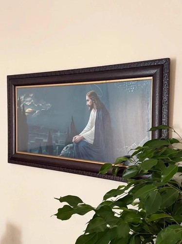 Large vintage framed jesus - large,