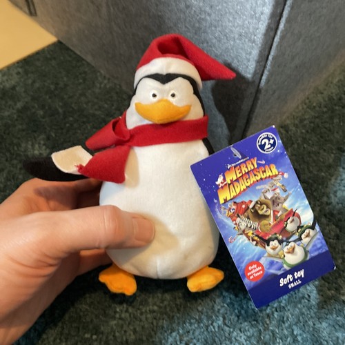 Dreamworks merry madagascar - merry,