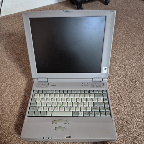 Toshiba satellite s300cdt - toshiba,