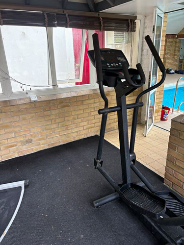 Life fitness cross - x3, trainer