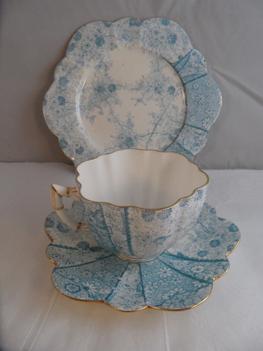 Wileman daisy pattern trio