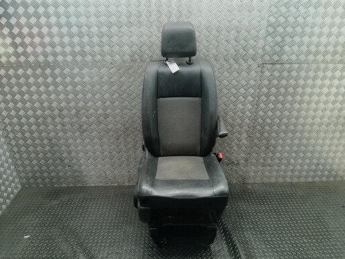 Vauxhall vivaro seat front - vivaro,