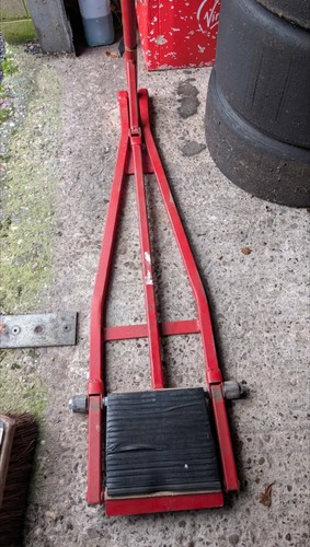 Race car quick - lift, jack