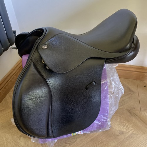 Monarch gfs jump - jump, saddle