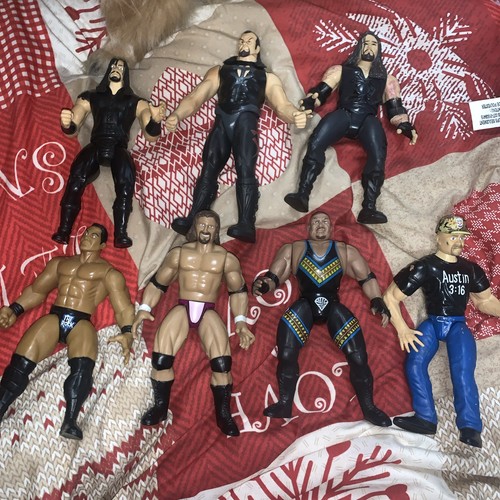 Wrestling figure bundle - wrestling,