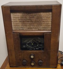 Vintage PYE Valve Radio LW MW