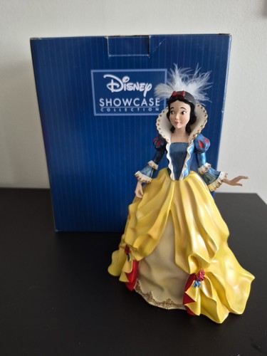 Disney showcase collection - disney,