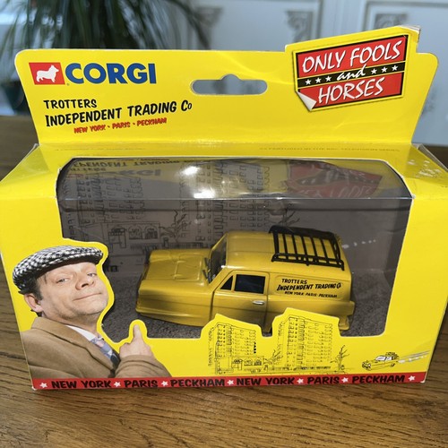 Corgi reliant robin van only - corgi,