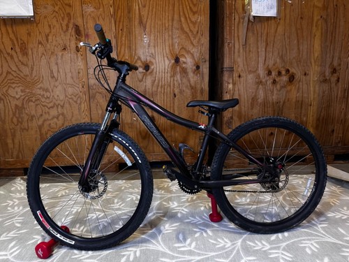 Specialized xct suntour - xct,
