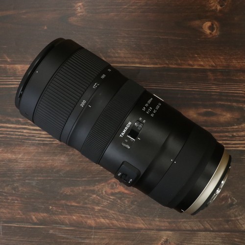 Tamron 200mm 8 - 70-200mm, di