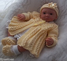 BABY KNITTING PATTERNS DK 39 SARAH JANE GIRLS/REBORN DOLL PRECIOUS NEWBORN KNITS