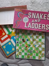 Games Snakes and Ladders