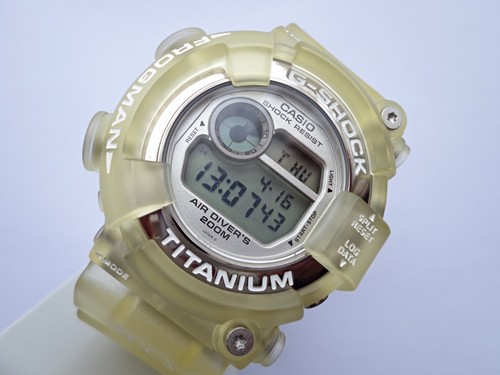 Near mint casio 8201 - dw-8201, wc