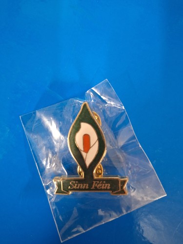 Irish republican badge - ,