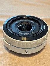 Samsung NX 16mm f/2.4